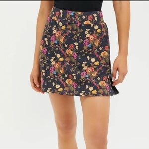 Baroque Floral 16 Inch Performance Stretch Woven Karrie Golf Skirt. New With Tag